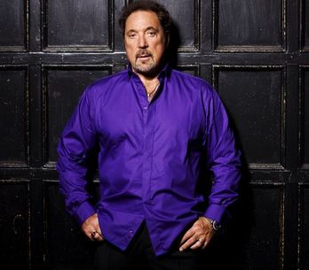 Jack White a Tom Jones ve společné skladbě? Poslouchejte!